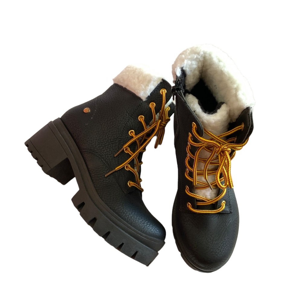 Juicy Couture Ceress High Heel Hiker Boots Sz 7 - Picture 1 of 6